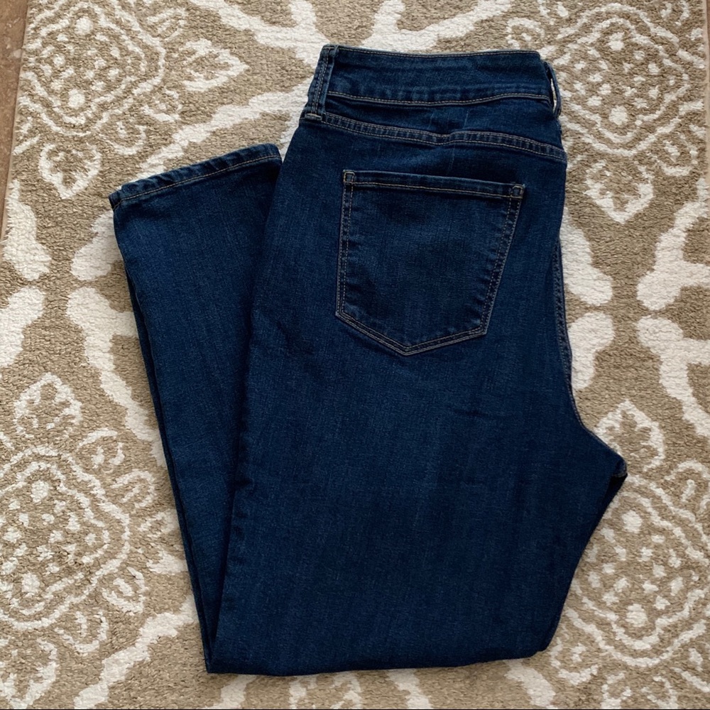 St. John’s Bay Ladies Dark Blue Skinny Jeans